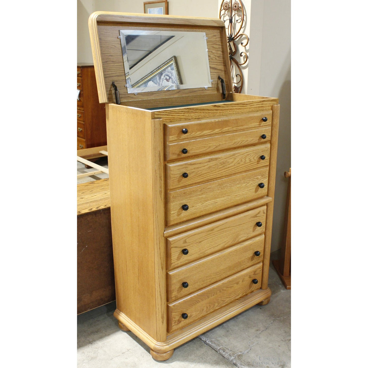 Arbek Oak Chest of Drawers