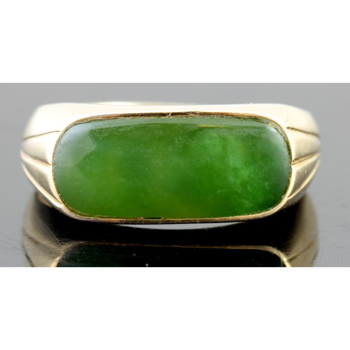 14K Yellow Gold Apple Green Nephrite Jade Saddle Band
