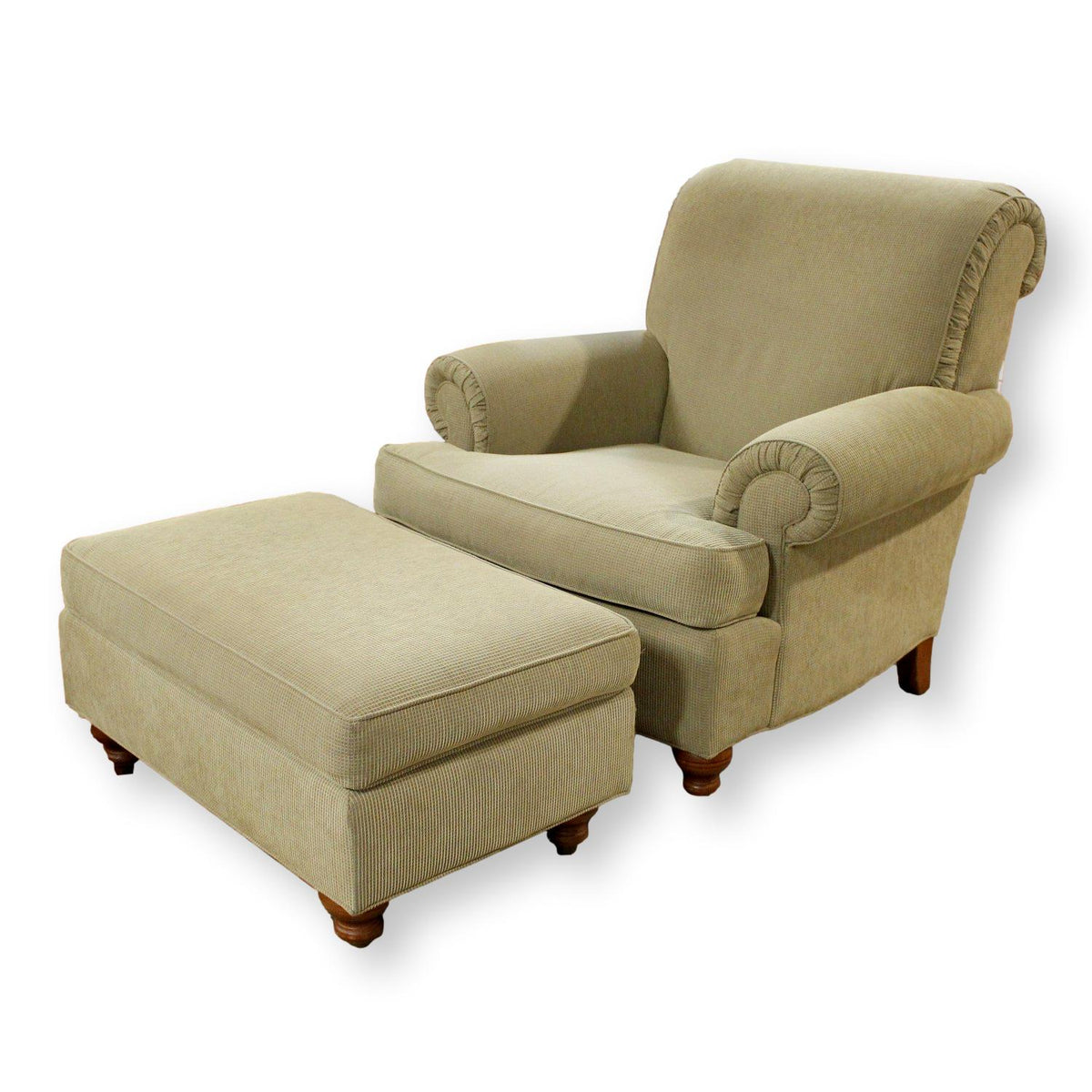 Ethan Allen Club Chair w/Ottoman