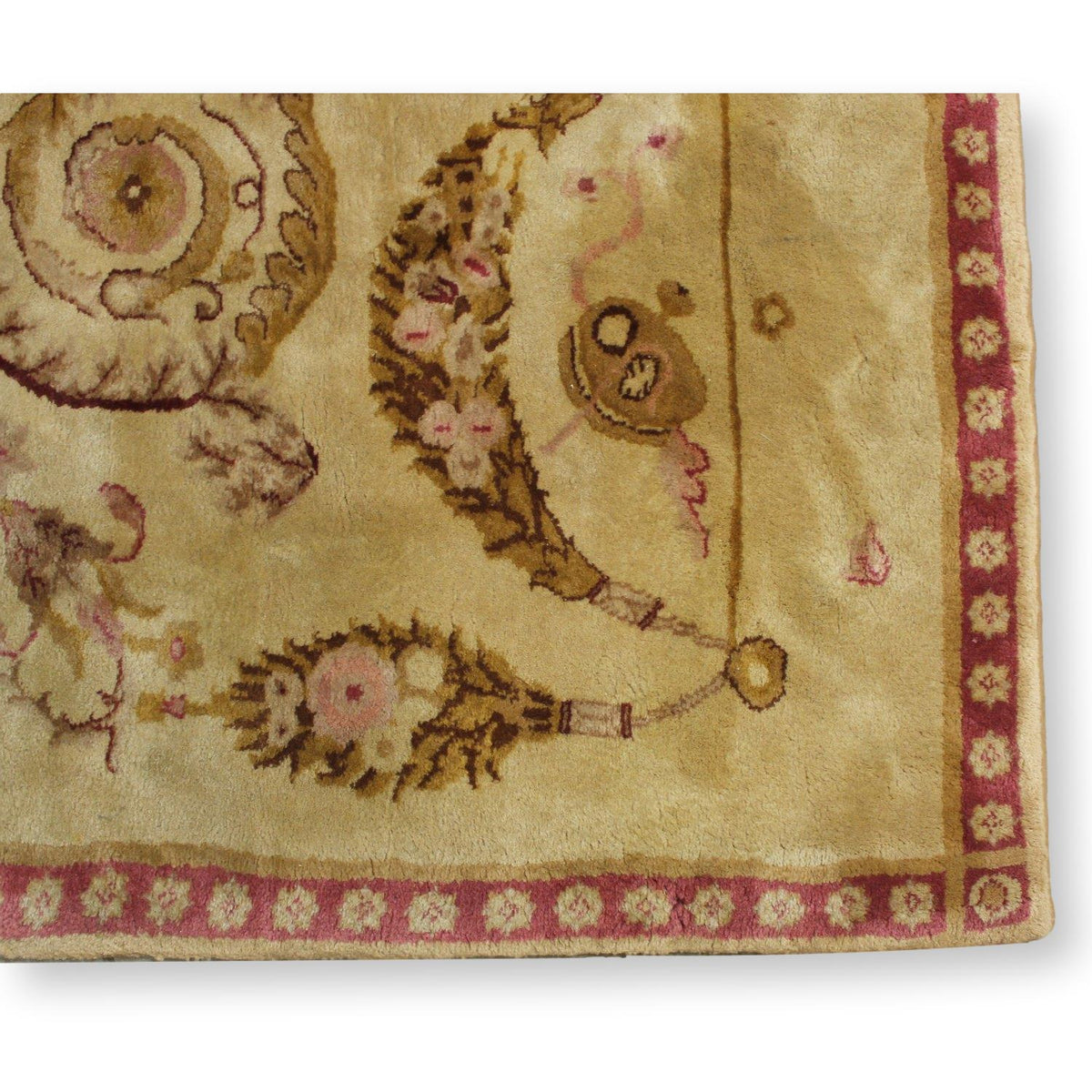 6' 11'' X 9' Wool Area Rug