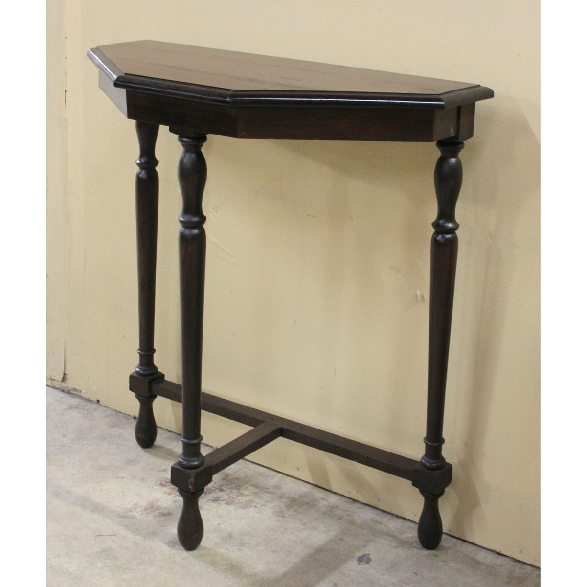 Petite 5 Sided Demilune Table