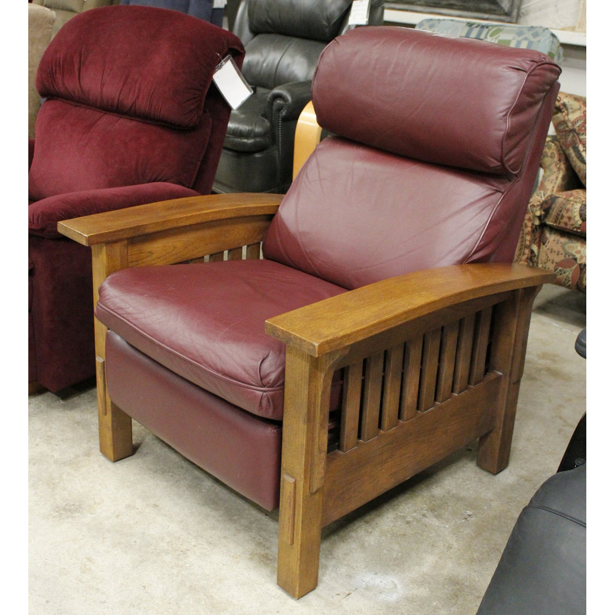 Flexsteel Mission Style Leather Recliner