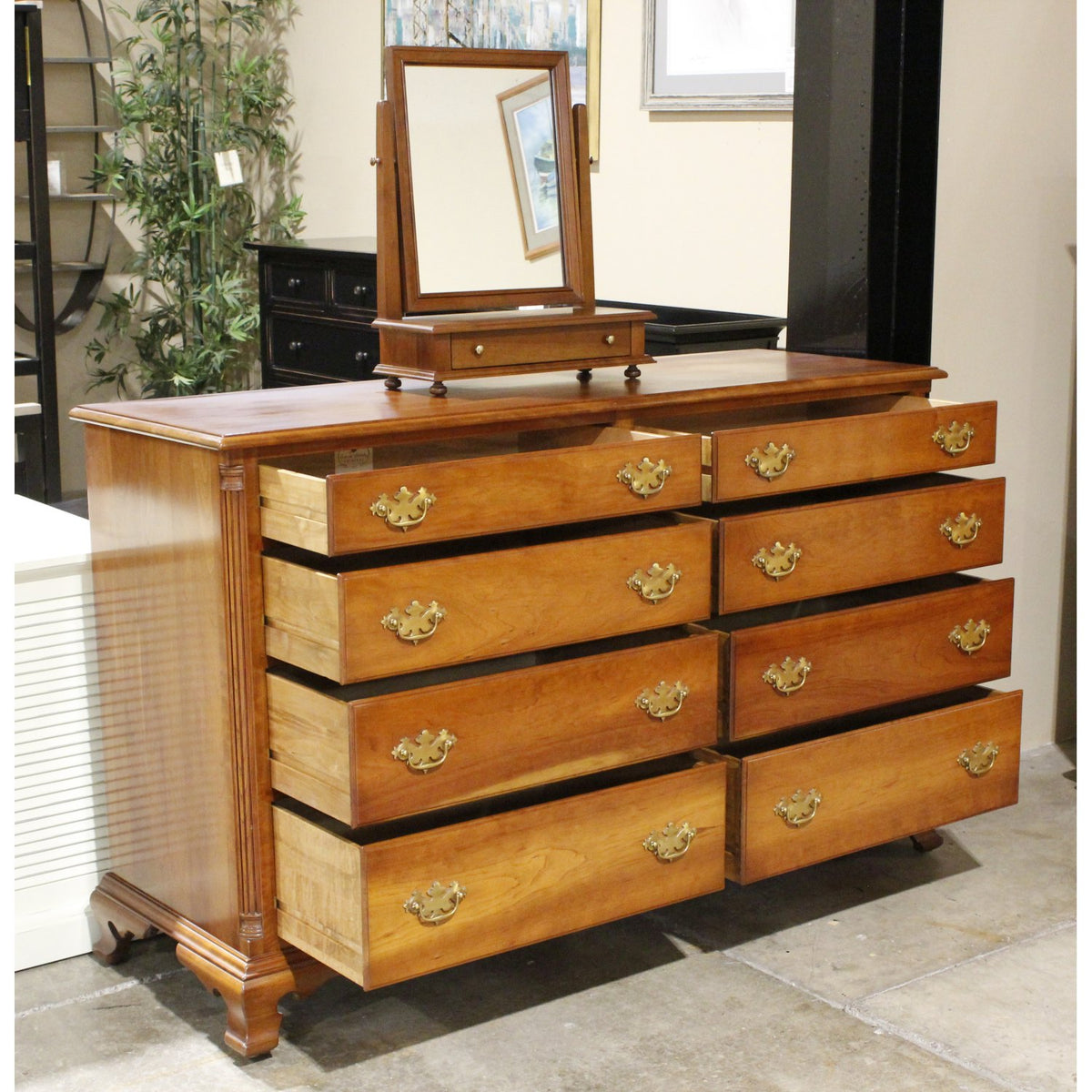 Leopold Stickley Colonial Style Dresser w/Mirror