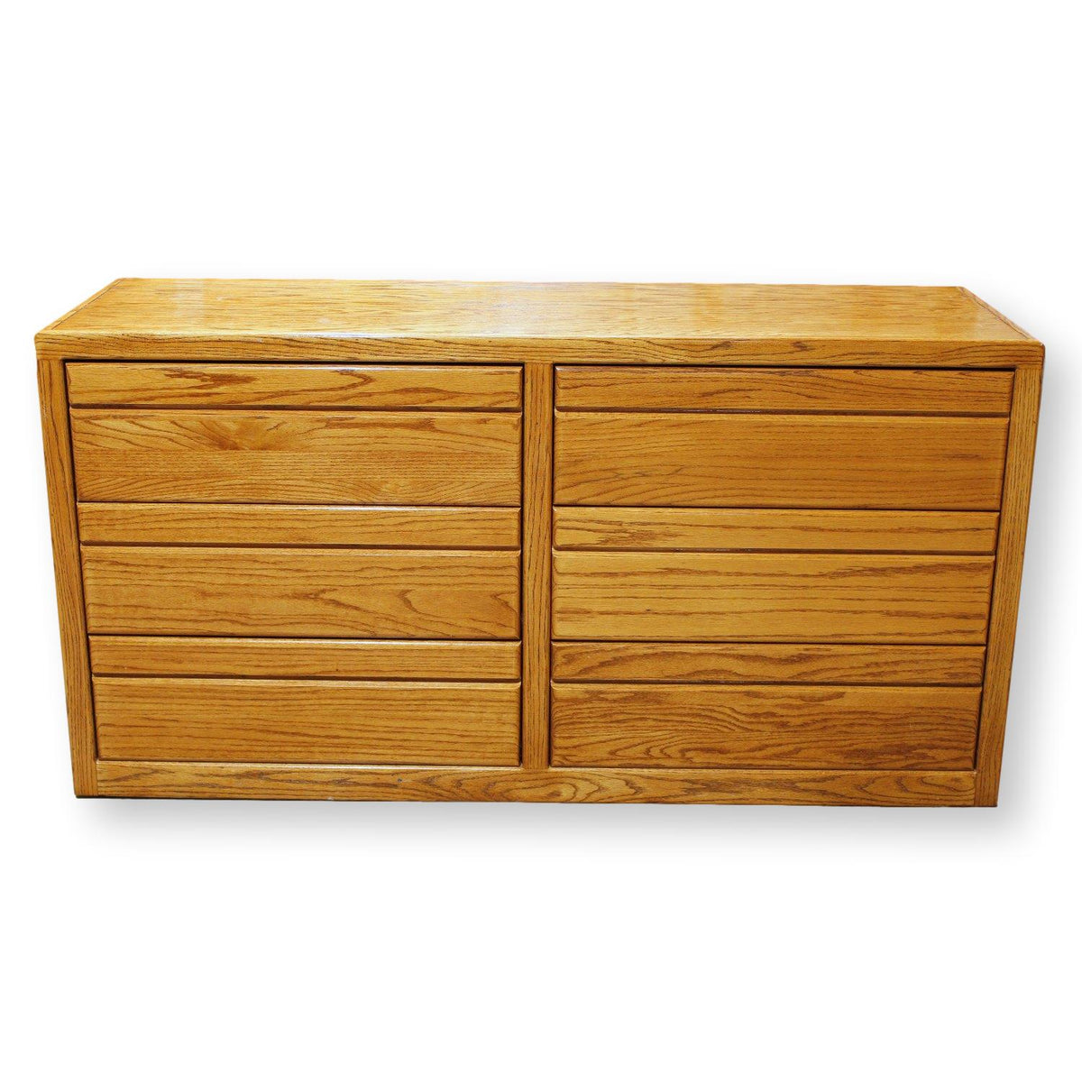 Oak Dresser w/Rounded Edges