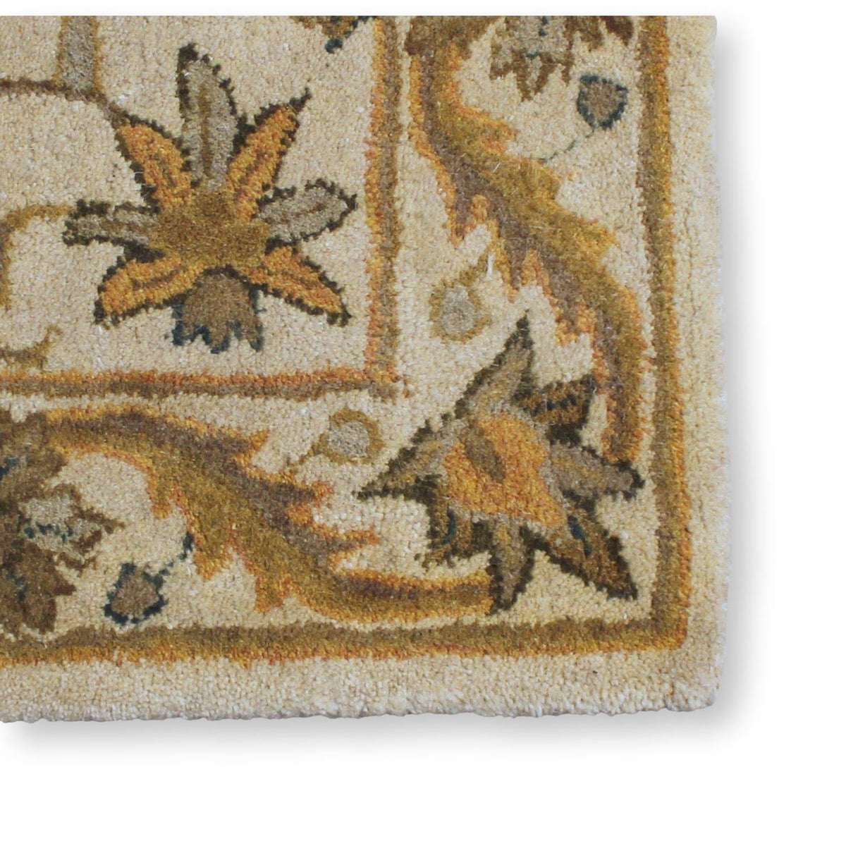 Safavieh 2'3" x 7'11" Runner Rug
