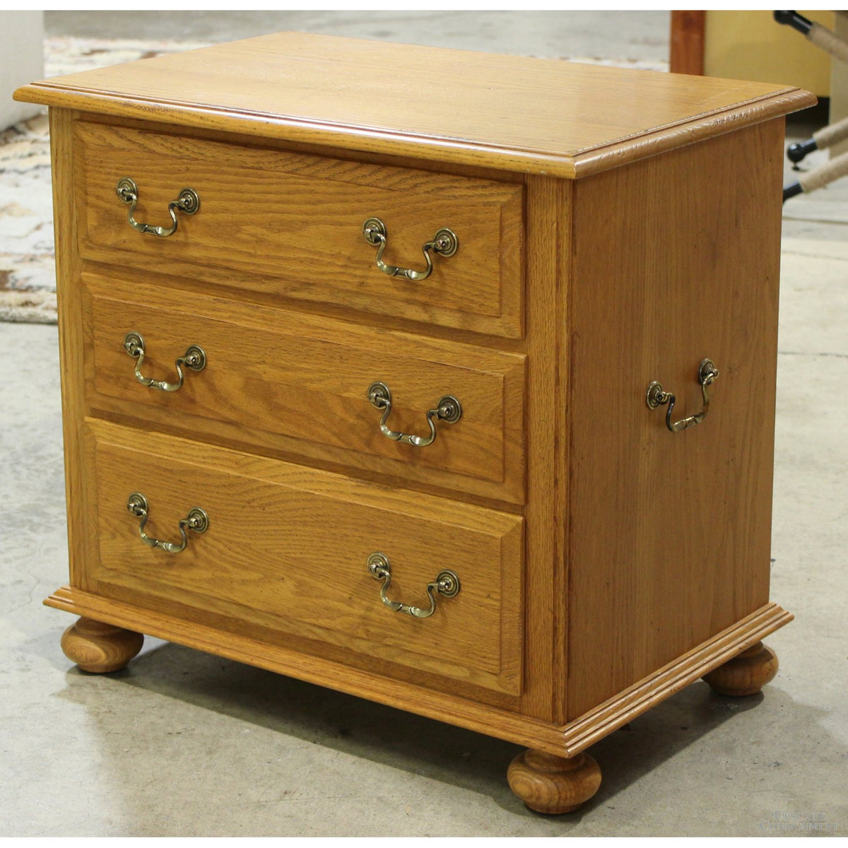 Ethan Allen Oak 3 Drawer Accent Chest