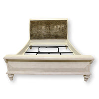 Harden Furniture Upholstered Queen Size Bed