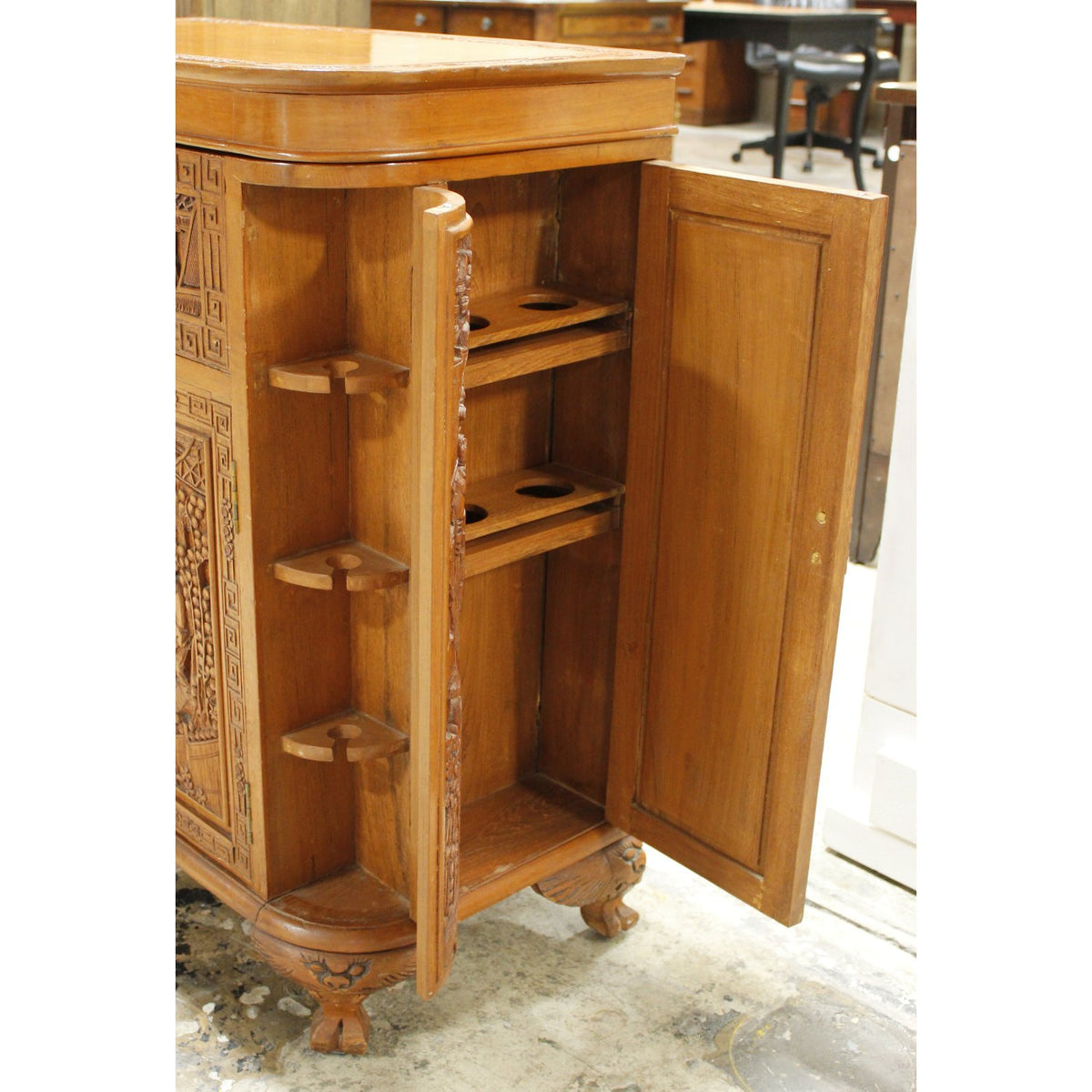 Asian Style Ornately Carved Bar Cabinet w/Elevator Lift