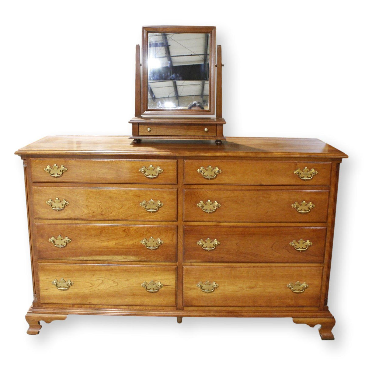 Leopold Stickley Colonial Style Dresser w/Mirror