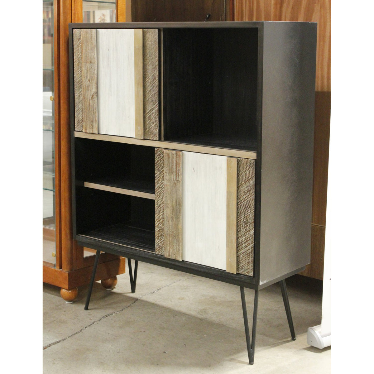 Double Sliding Door Cabinet