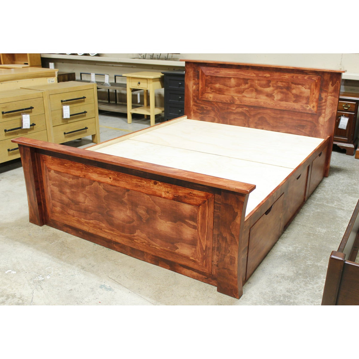 Queen Platform Bed w/Storage