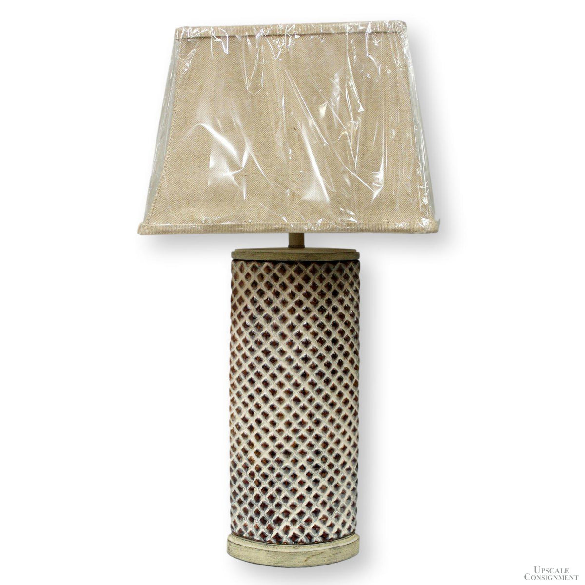 White & Gold Diamond Pattern Ceramic Table Lamp