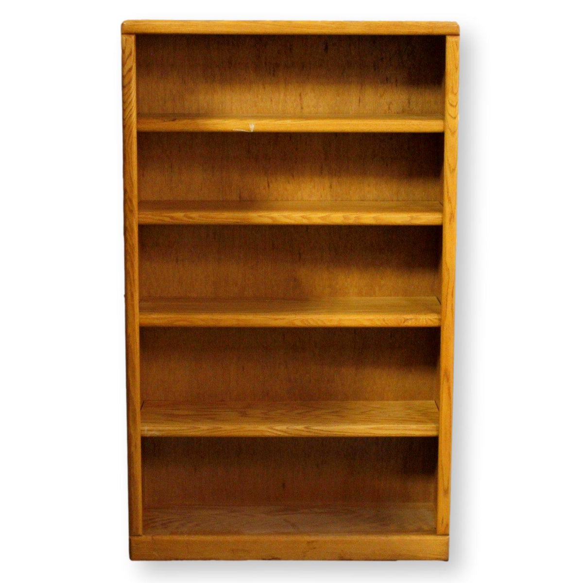 Thornwood 5' Golden Oak Bookcase