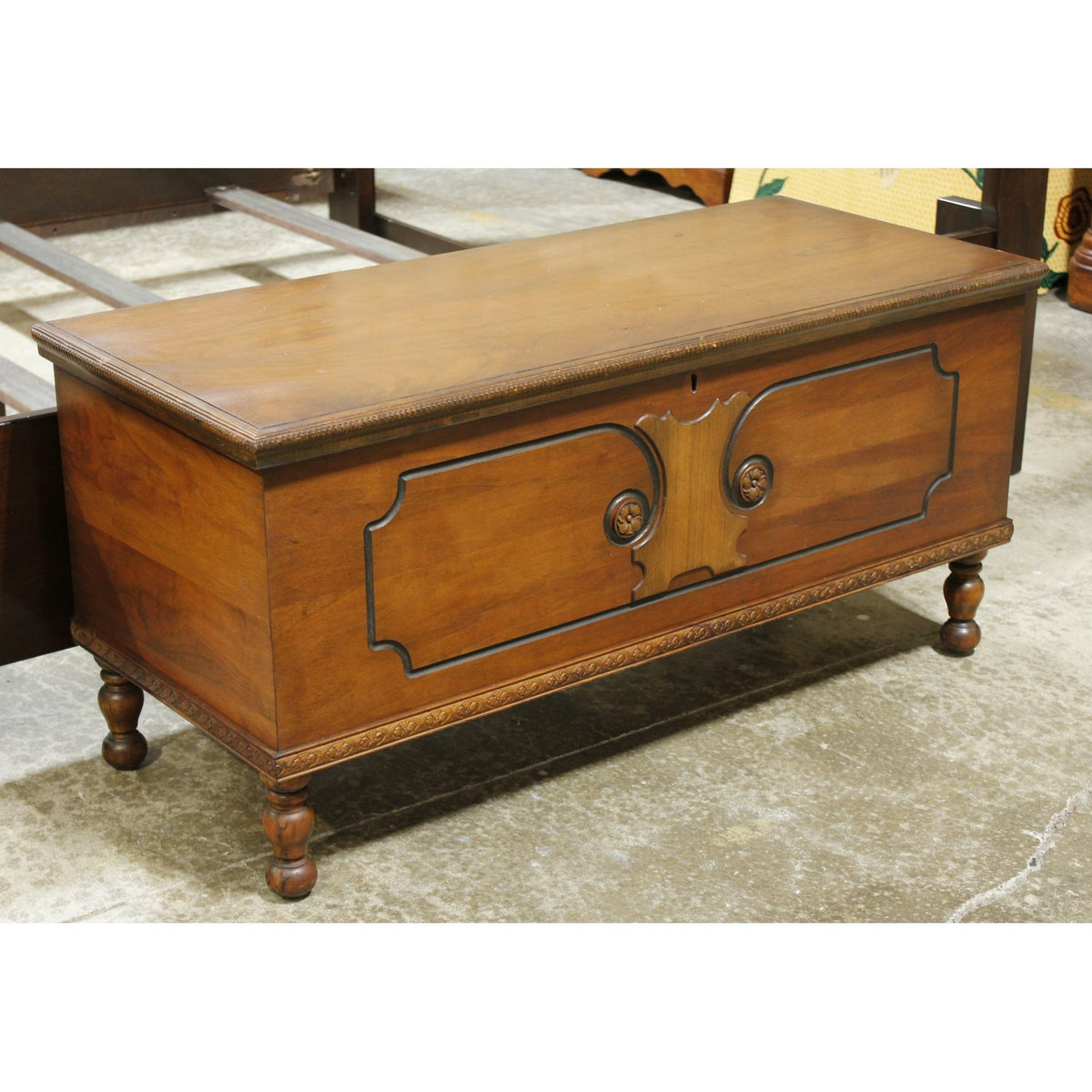 Roos Vintage Cedar Chest