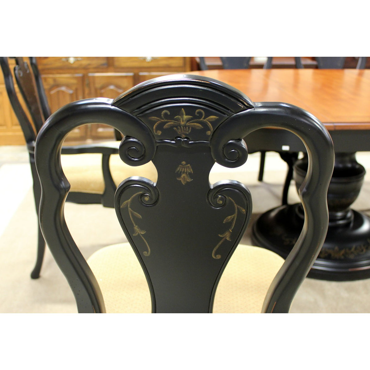 Art Furniture Dining Table w/6 Chairs.