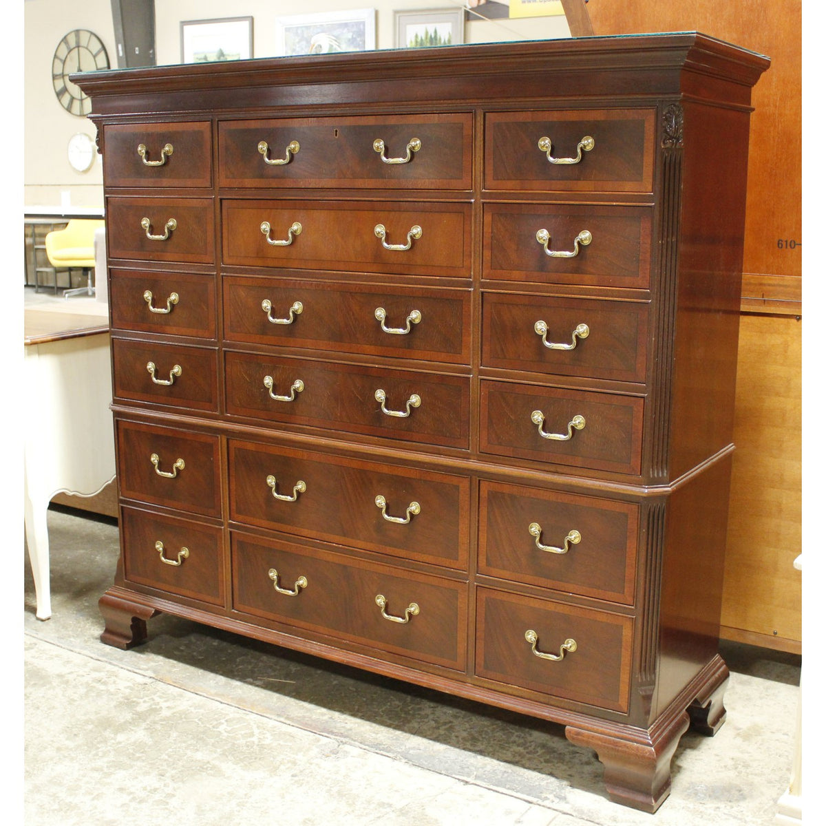 Ethan Allen 18 Drawer Dresser