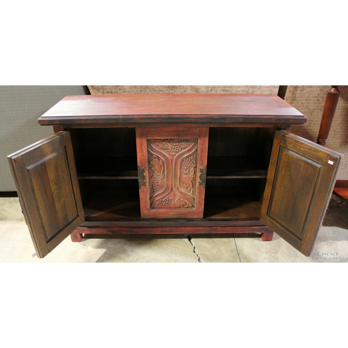 Oak Cabinet w/Carved Doors