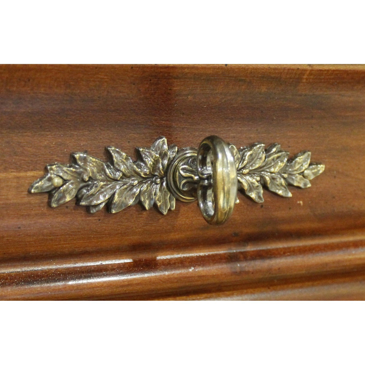 Drexel Heritage 4 Drawer Flame Mahogany Dresser