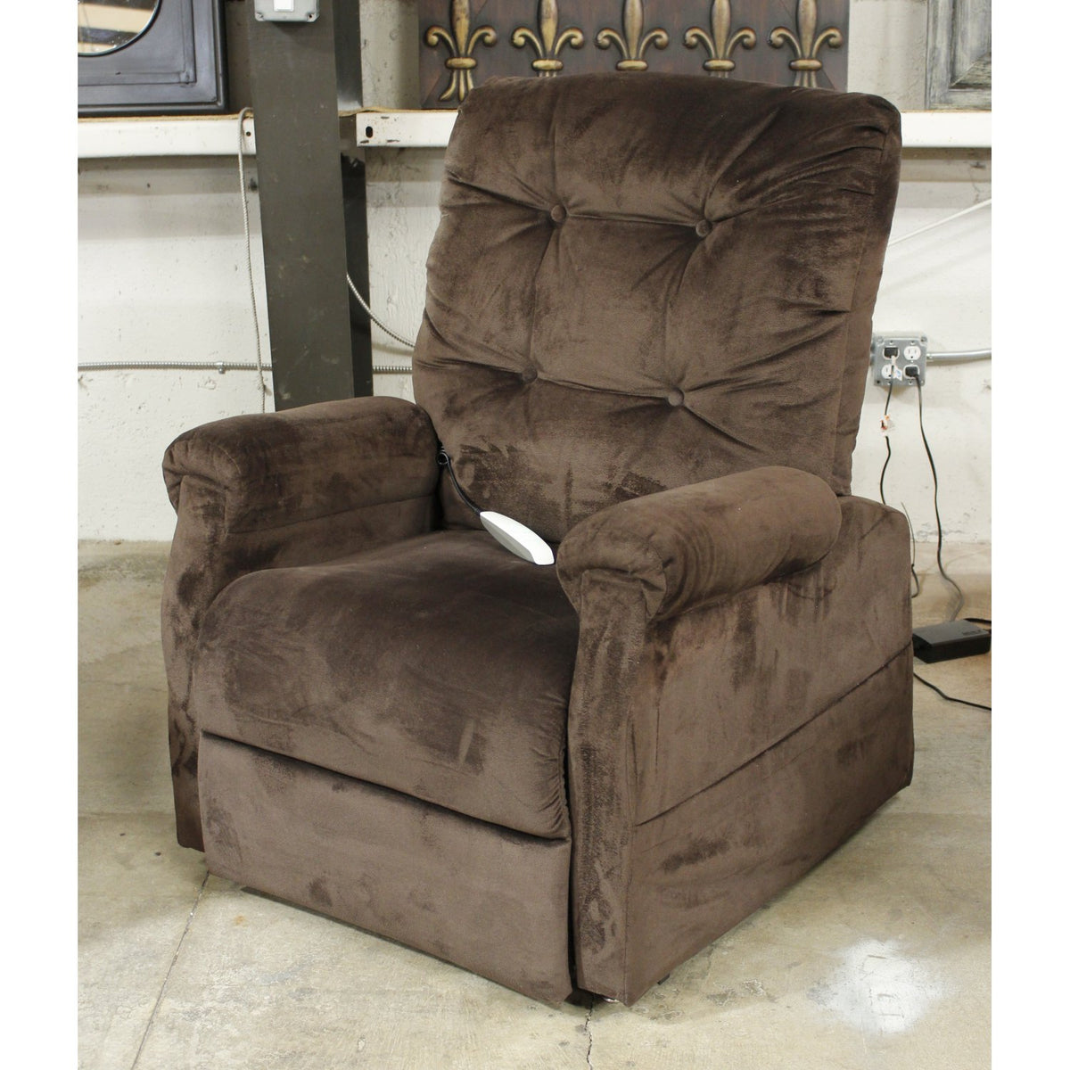 Mega Motion Brown Power Lift Chair