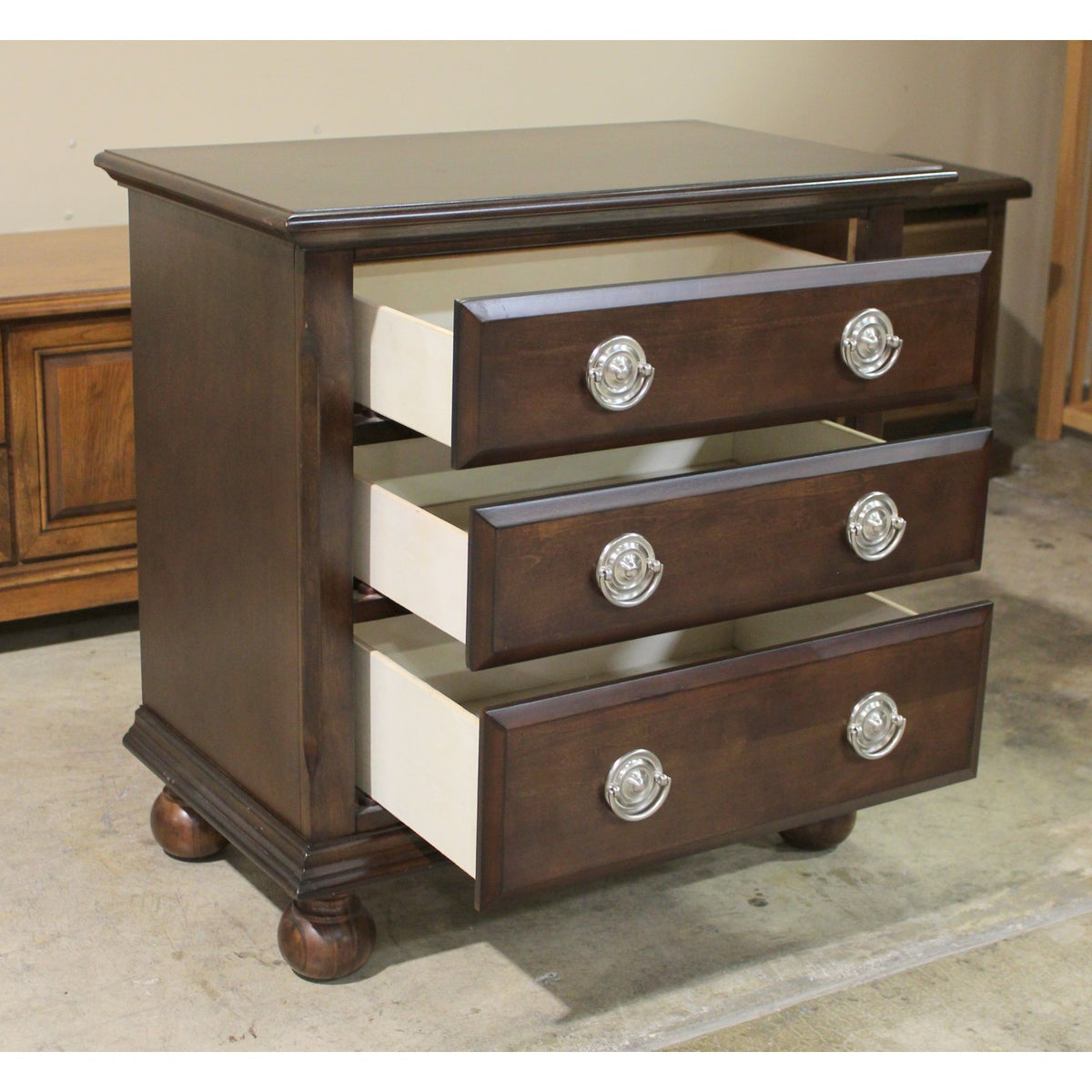 Mahogany 3 Drawer Nightstand