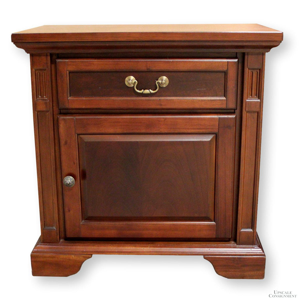 Two-Tone 1 Drawer, 1 Door Nightstand