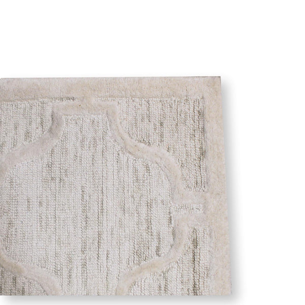 Safavieh 7' 9'' X 9' 10''  Sculpted Ivory Area Rug