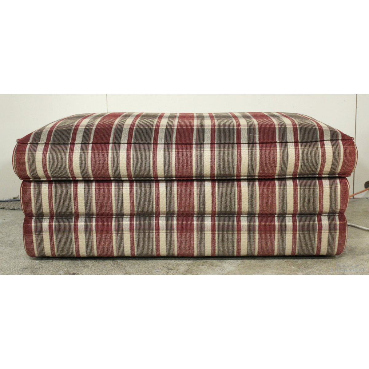 La-Z-Boy Upholstered Storage Ottoman