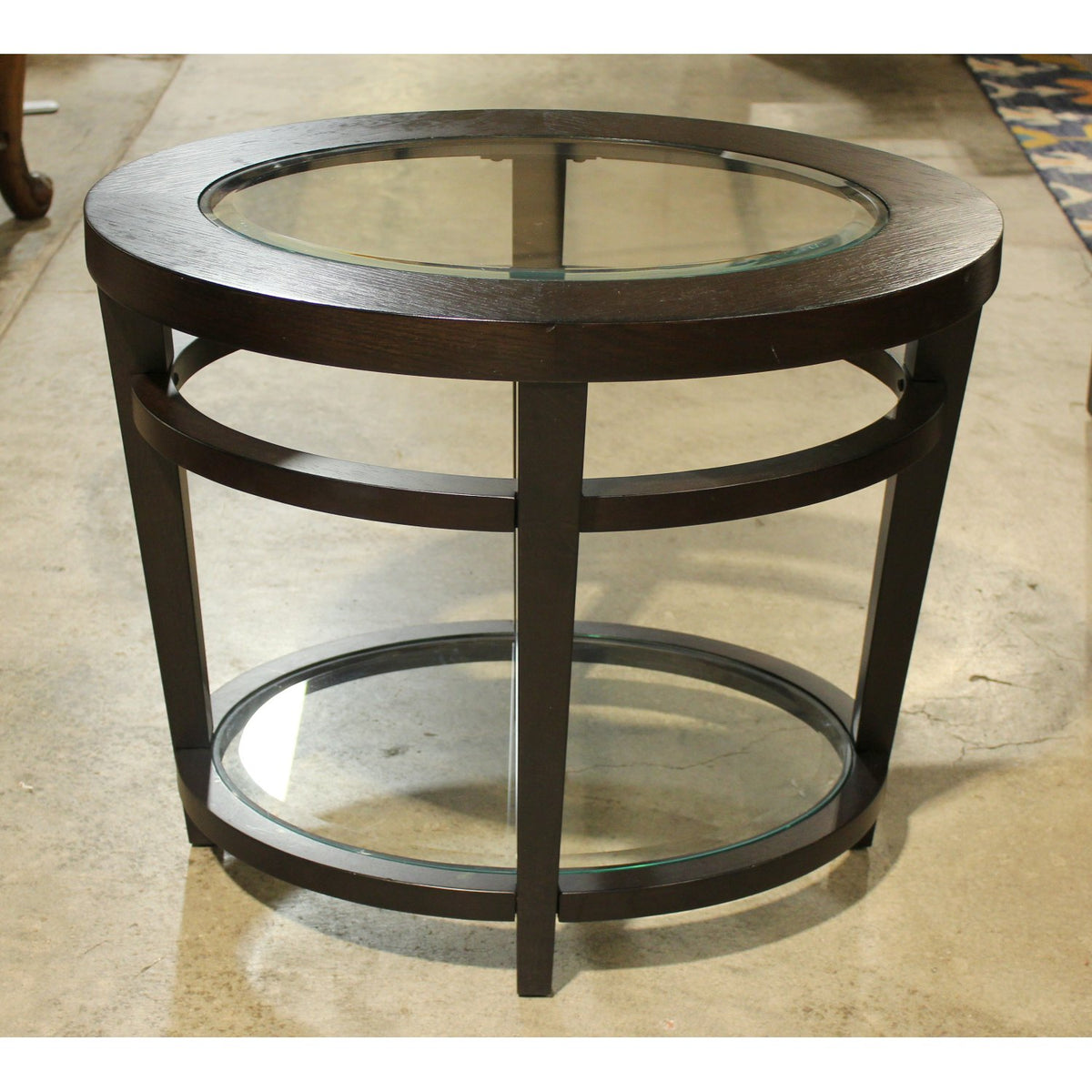 La-Z-Boy Oval End Table w/Glass Top