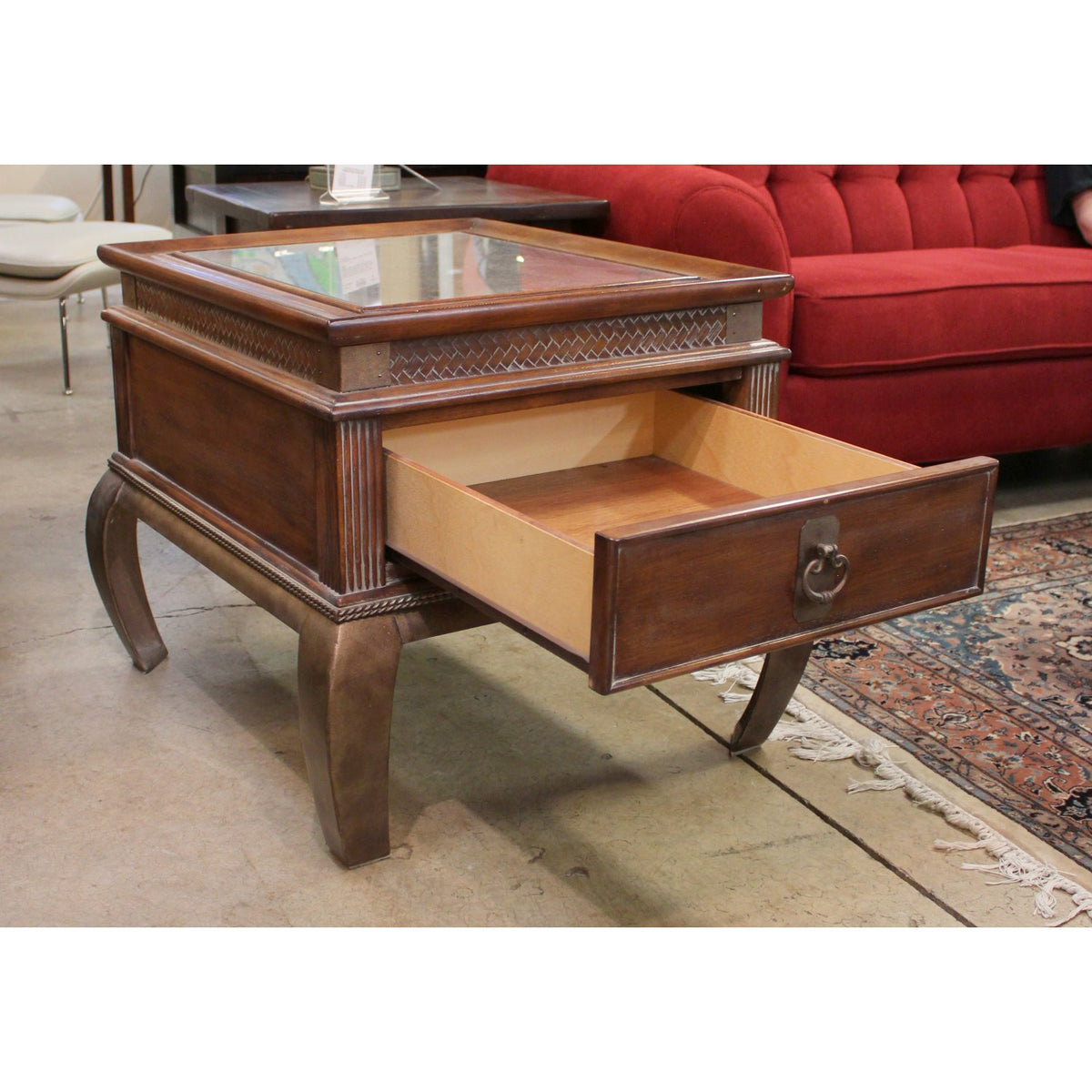 End Table w/Glass Insert