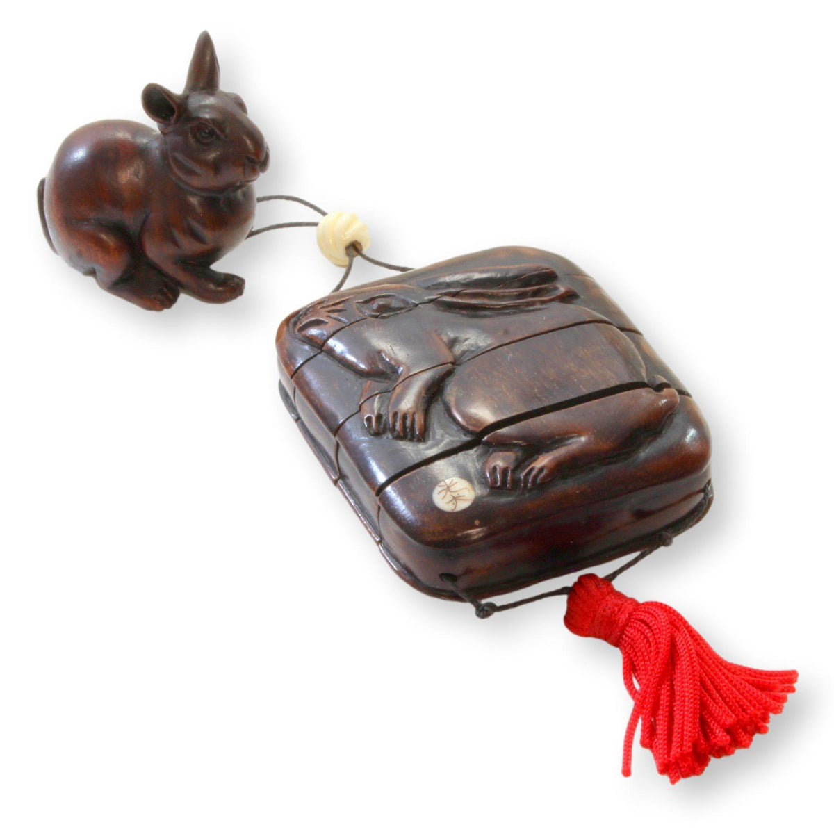 Vintage Asian Carved Rabbit Compartment Box w/Inset Eyes