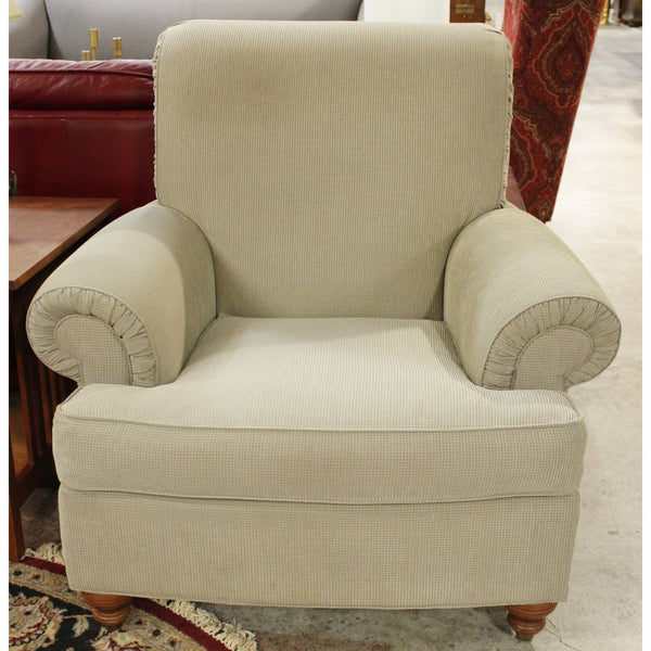 Ethan Allen Club Chair w/Ottoman