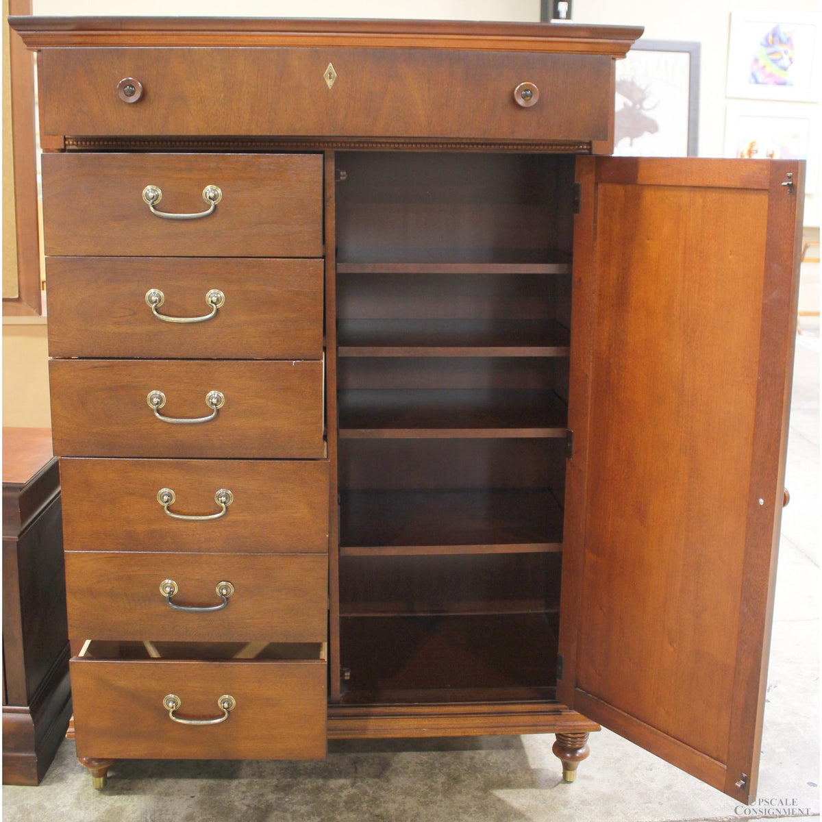 Bassett Gentlemans Chest of Drawers