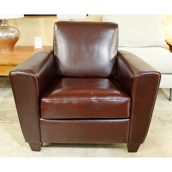 Club Chair w/Ottoman