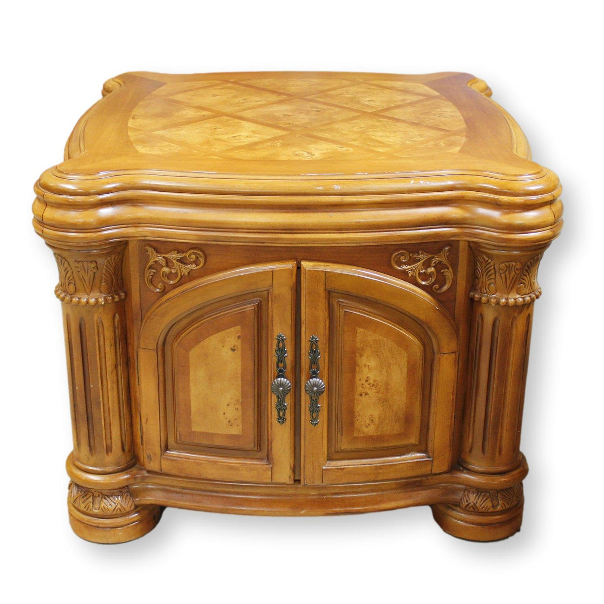 AICO 'Monte Carlo' End Table