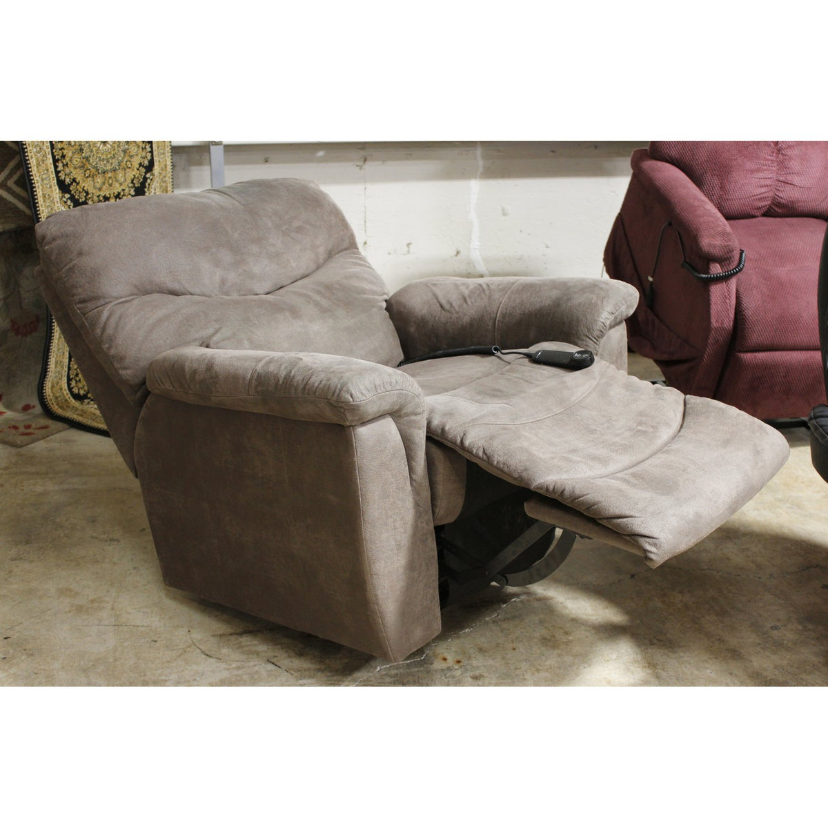 La-Z-Boy Power Lift Recliner