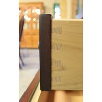 Stanley Furniture Seeded Glass Door China Cabinet