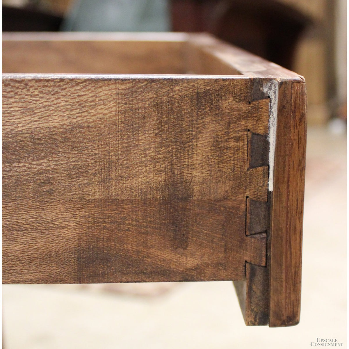 Fine Arts Furniture End Table w/Drawer