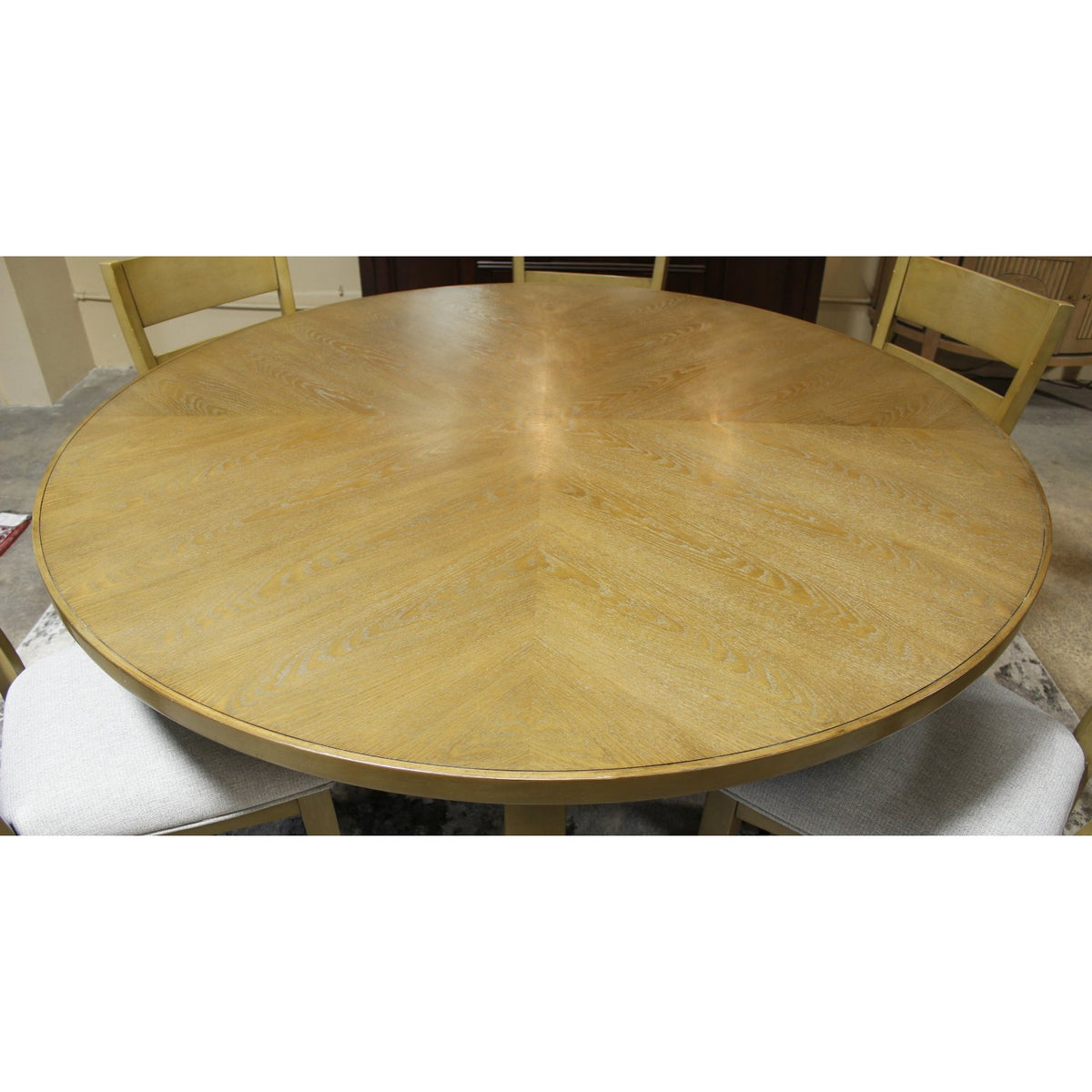 Green River Furniture 'Wellington' Round Counter Height Dining Table w/6 Chairs