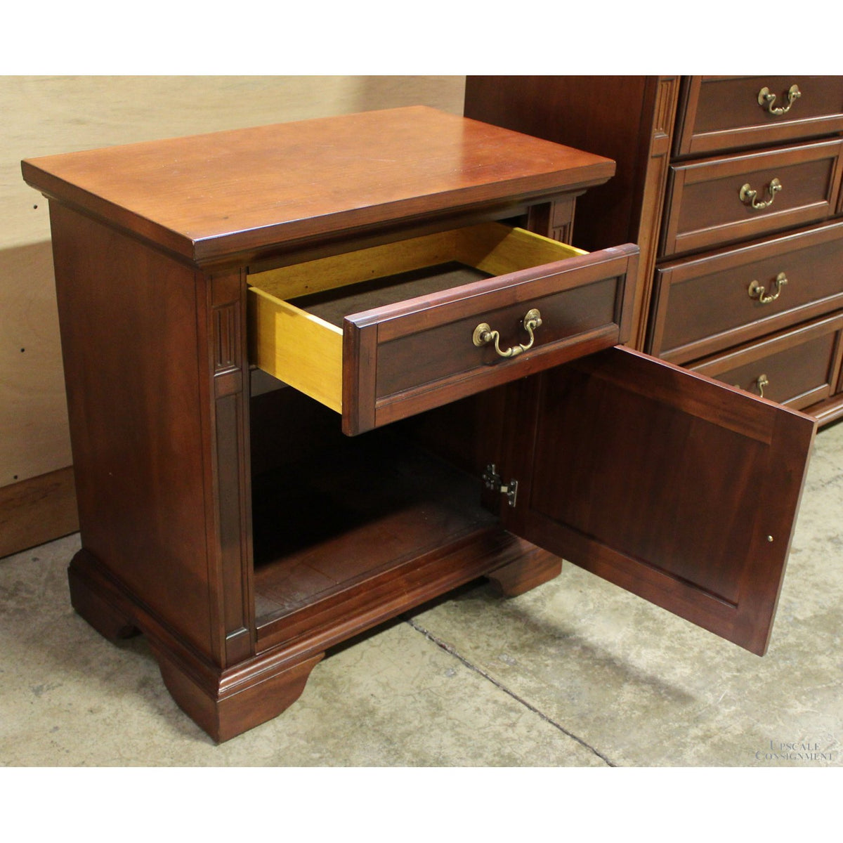 Two-Tone 1 Drawer, 1 Door Nightstand
