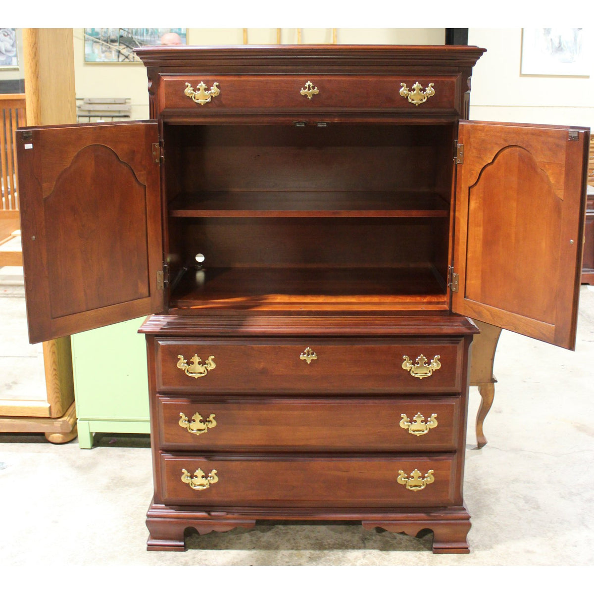 Sumpter Furniture Mahogany Gentleman's Chest
