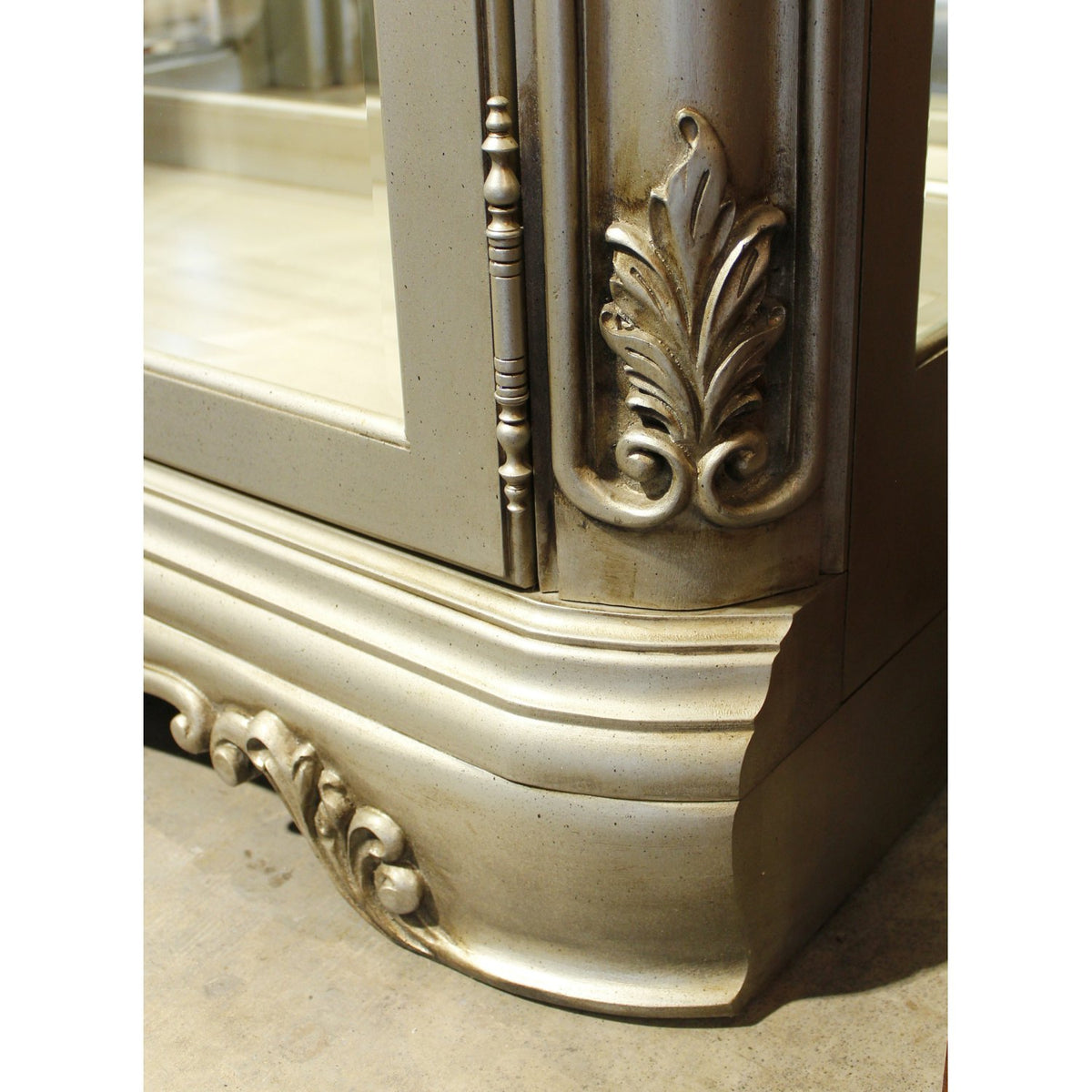 Thomasville Silver Curio Cabinet