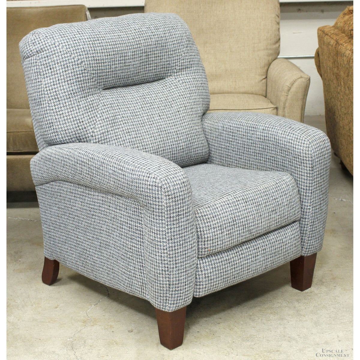 Southern Motion Houndstooth Pattern Recliner