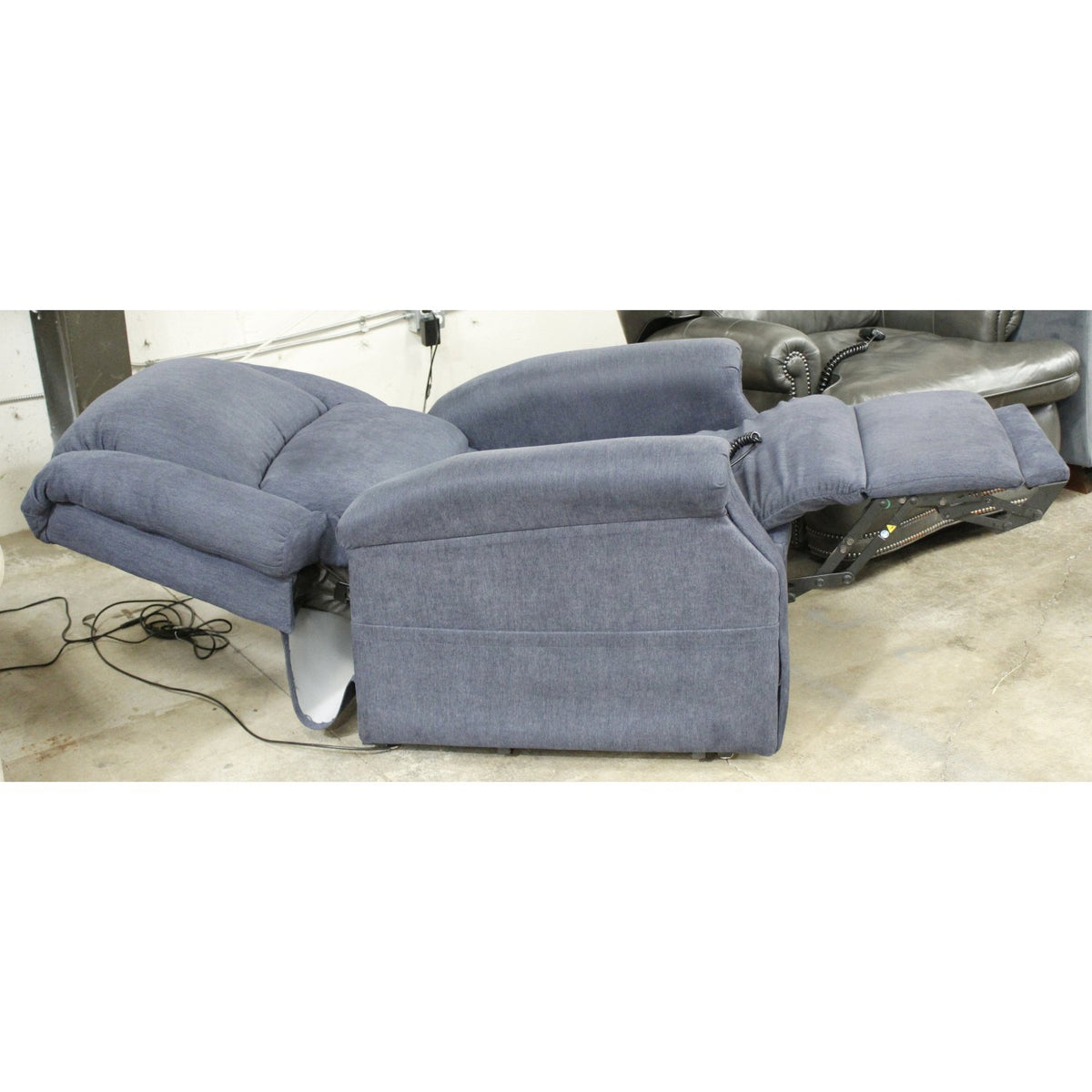 Mega Motion Blue Infinite Position Power Lift Recliner
