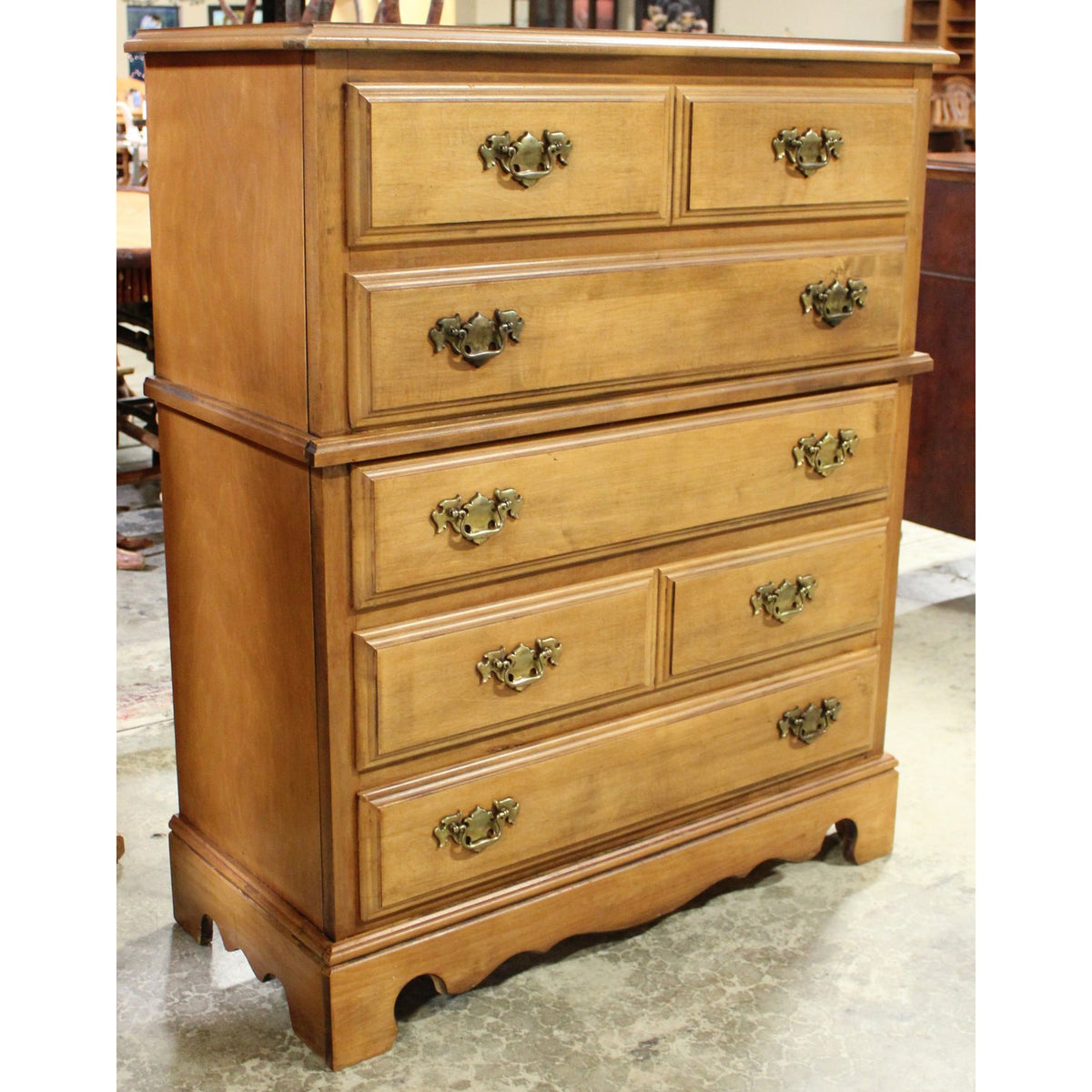 5 Drawer Maple Chest of Drawers