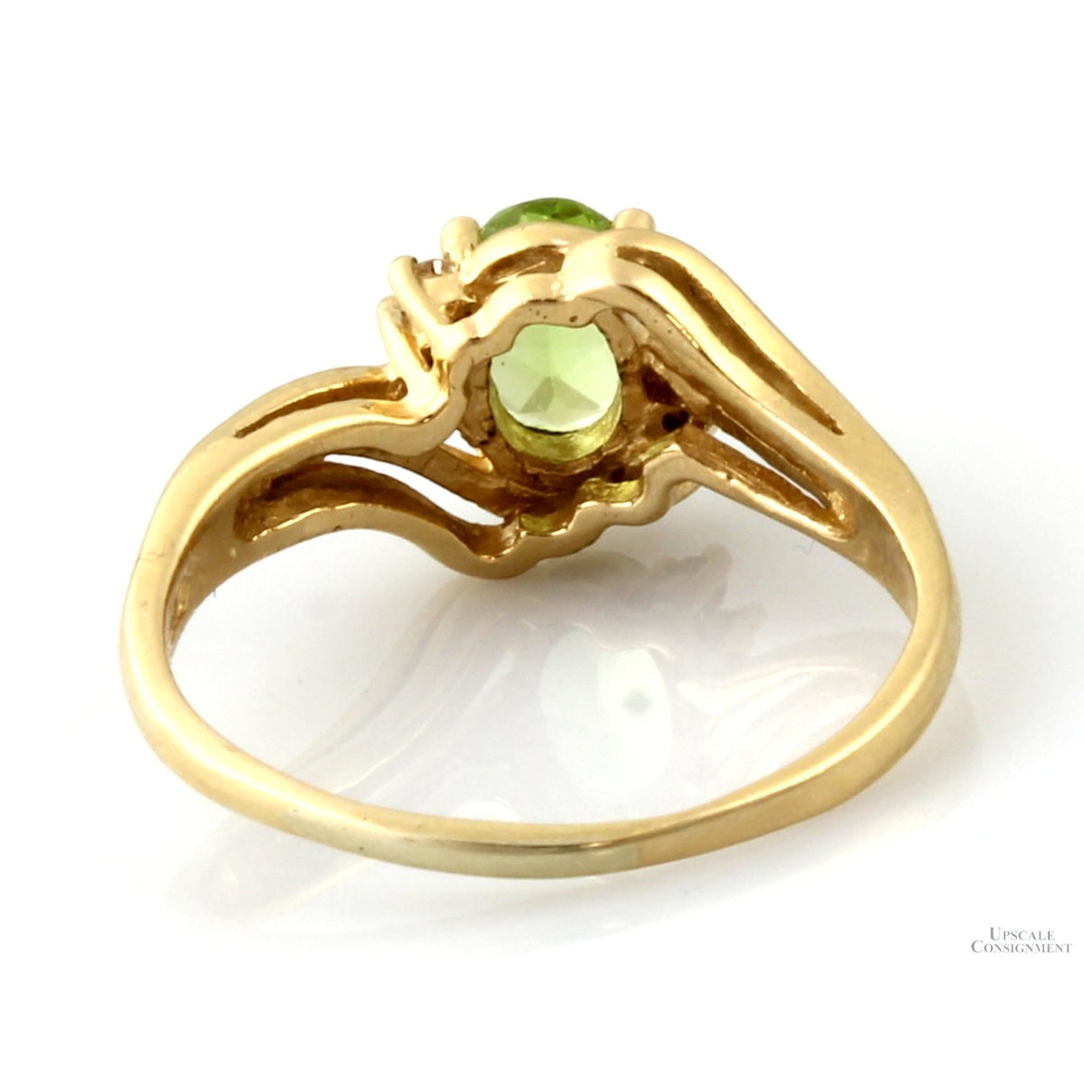 Supreme Jewelry Peridot & Diamond Ring in 14K Yellow Gold