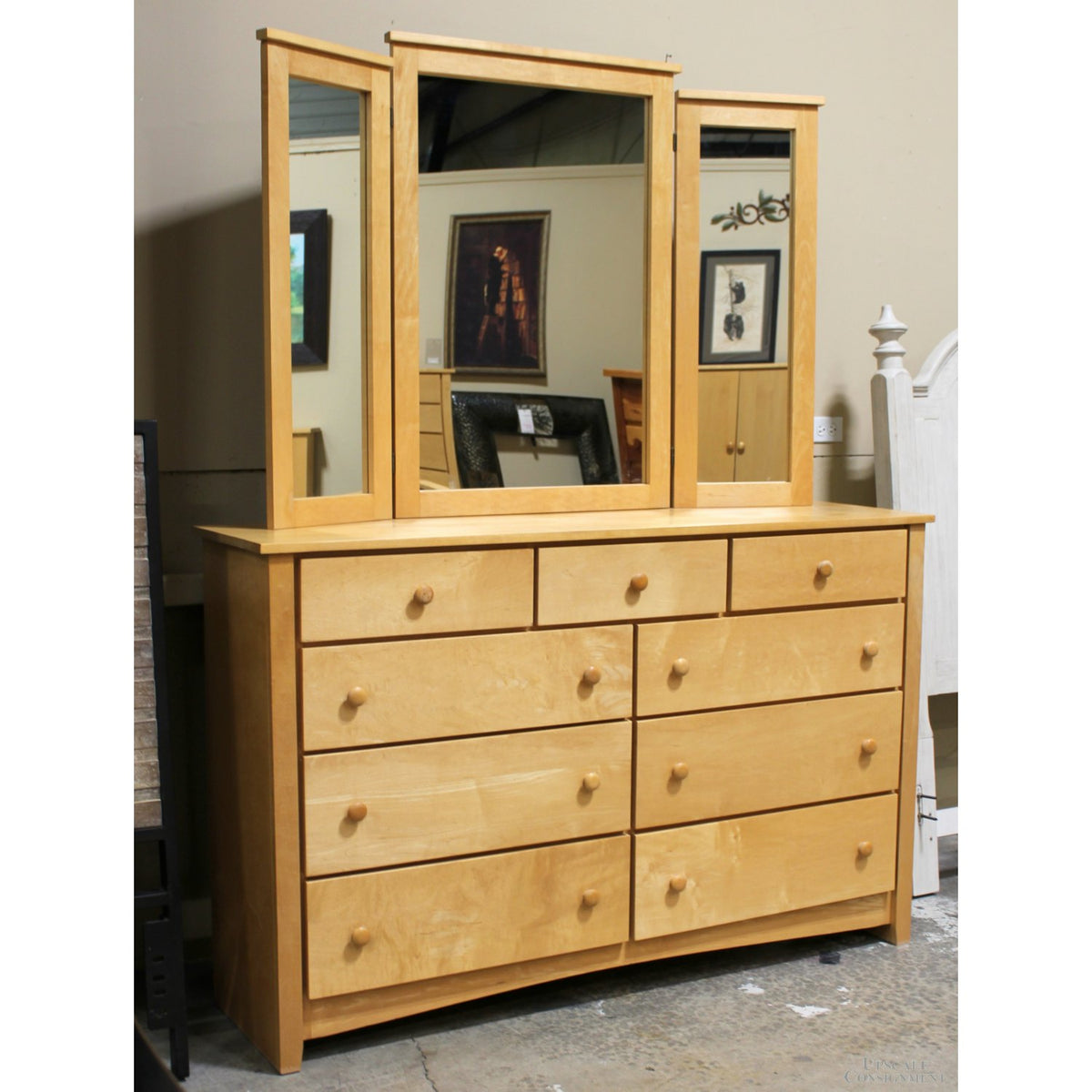 Maple Double Dresser w/Tri-Fold Mirror