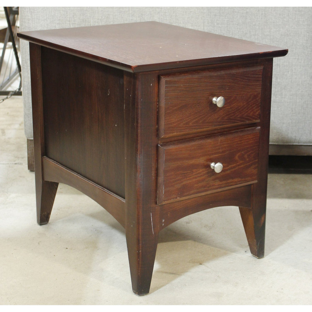 Riverside Furniture 2 Drawer End Table