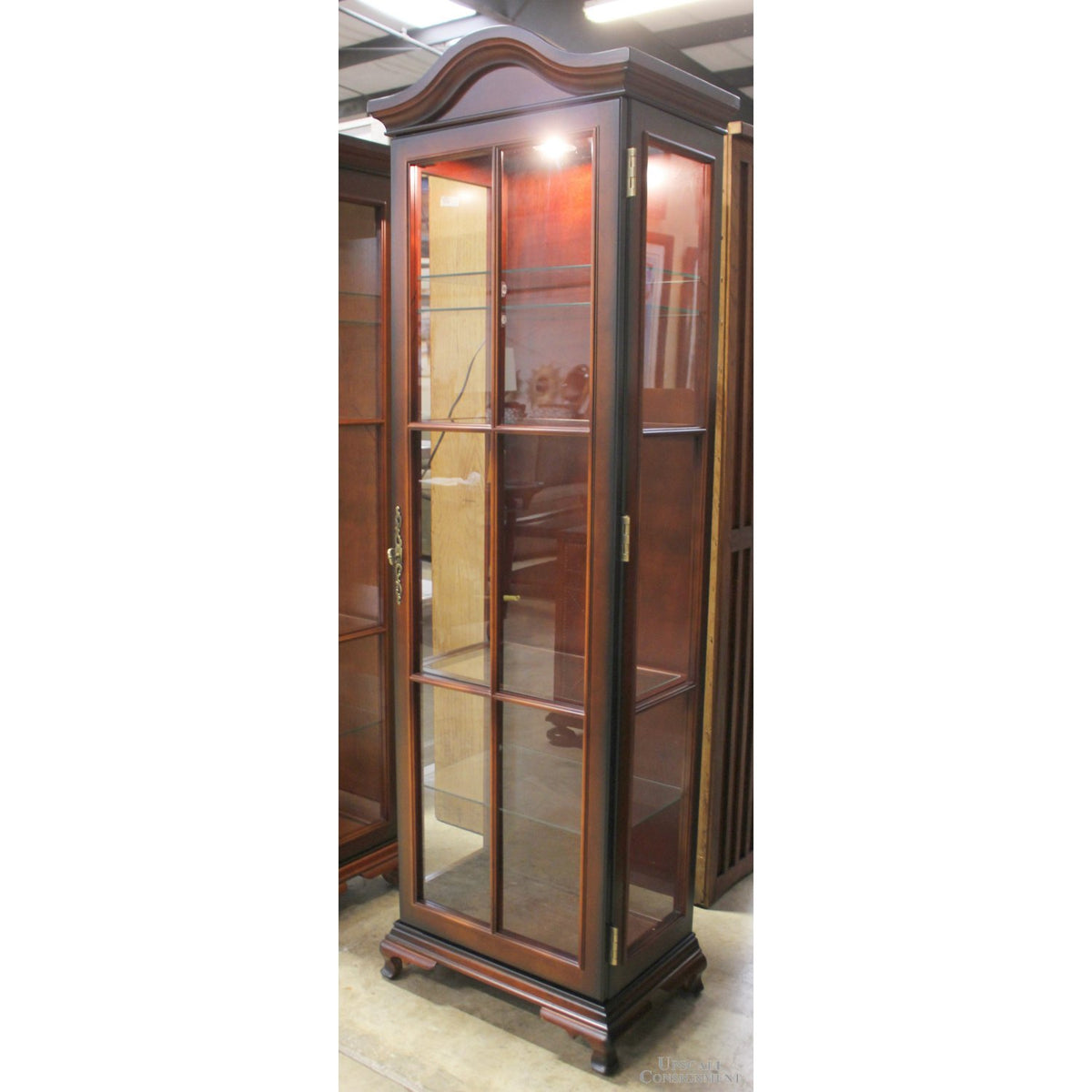 Bombay Co.Cherry Curio Cabinet (Opens Right)