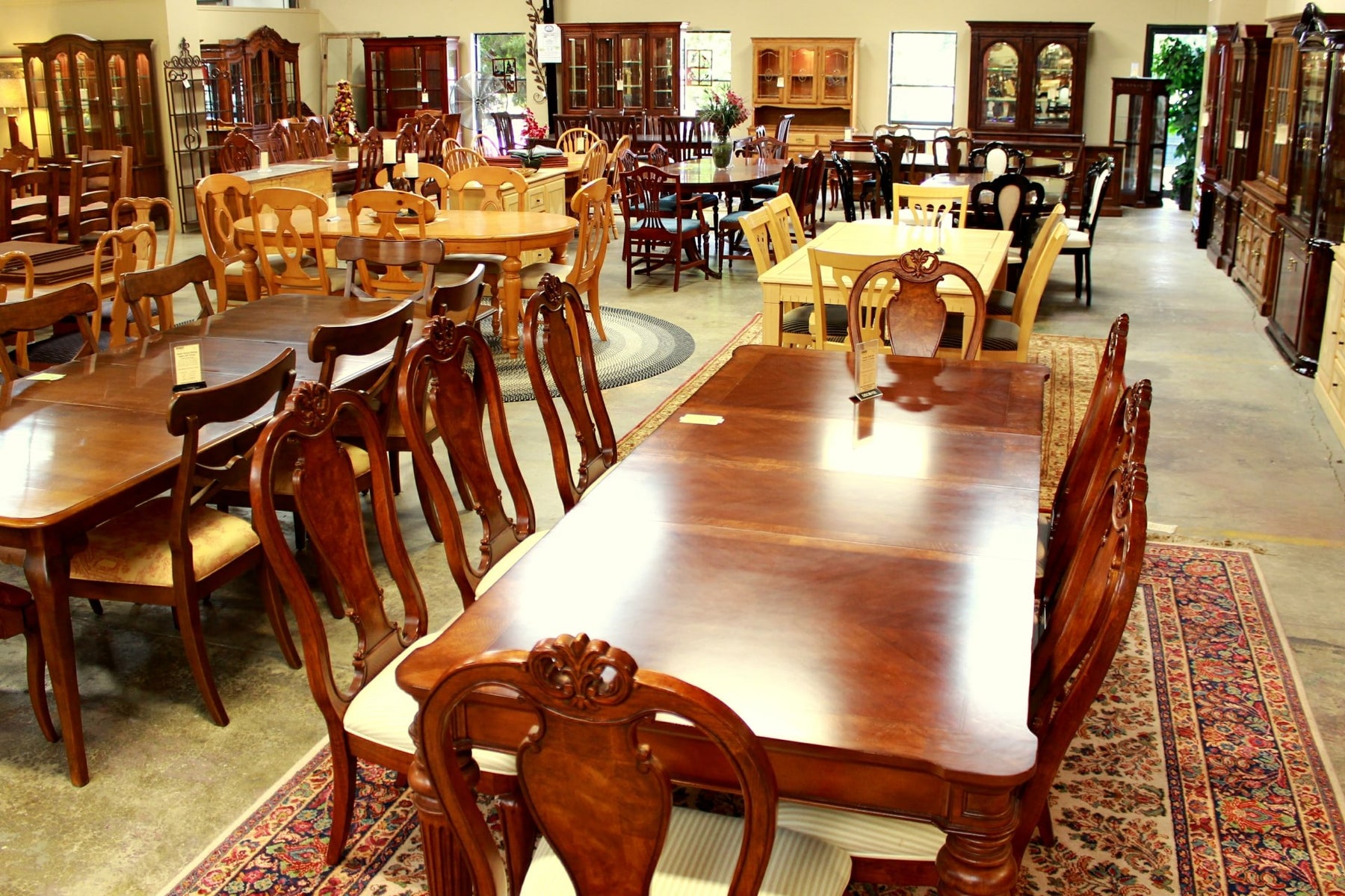 Upscale Consignment Furniture and Home Decor