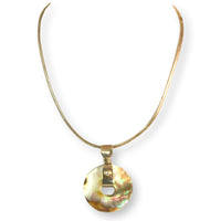 Black/Gold Lip Mother of Pearl AbaloneShell Pendant Necklace